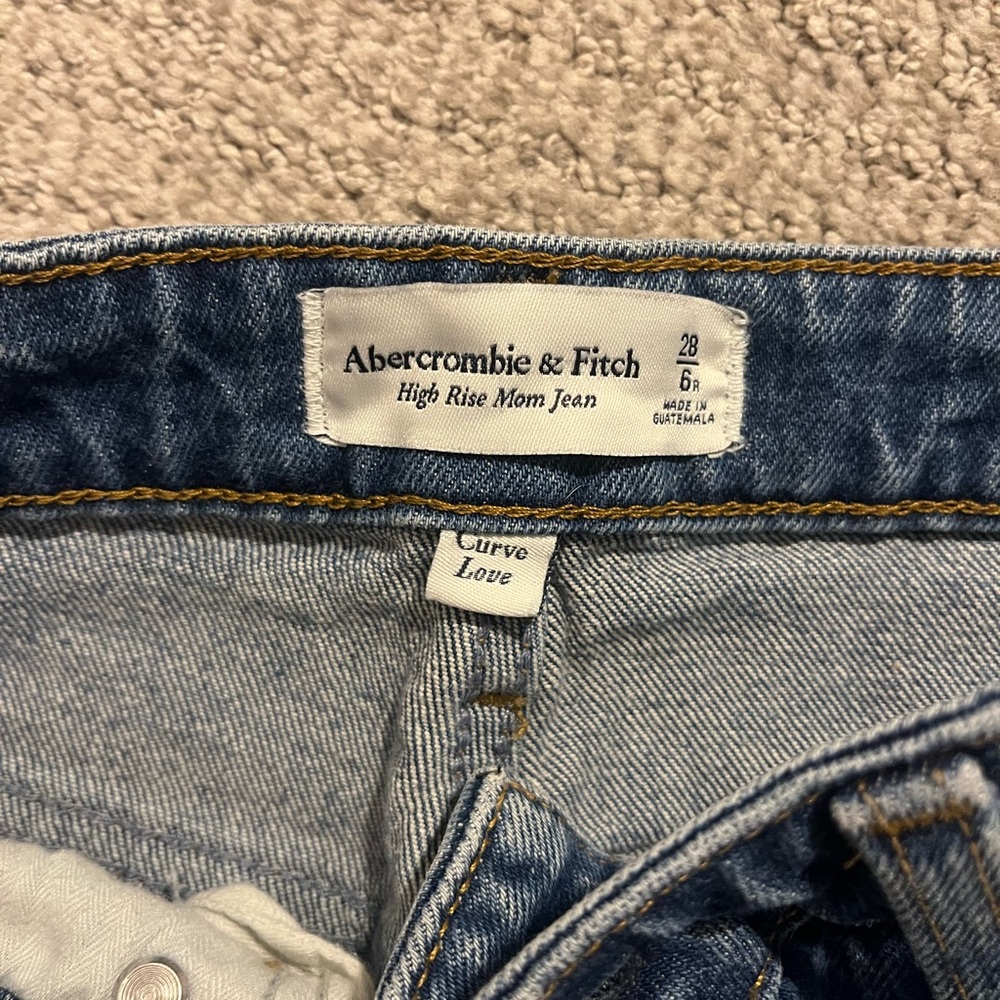 Abercrombie & Fitch Distressed Straight Leg Jeans - Blue- Curve Love-Size 6 - Picture 6 of 6